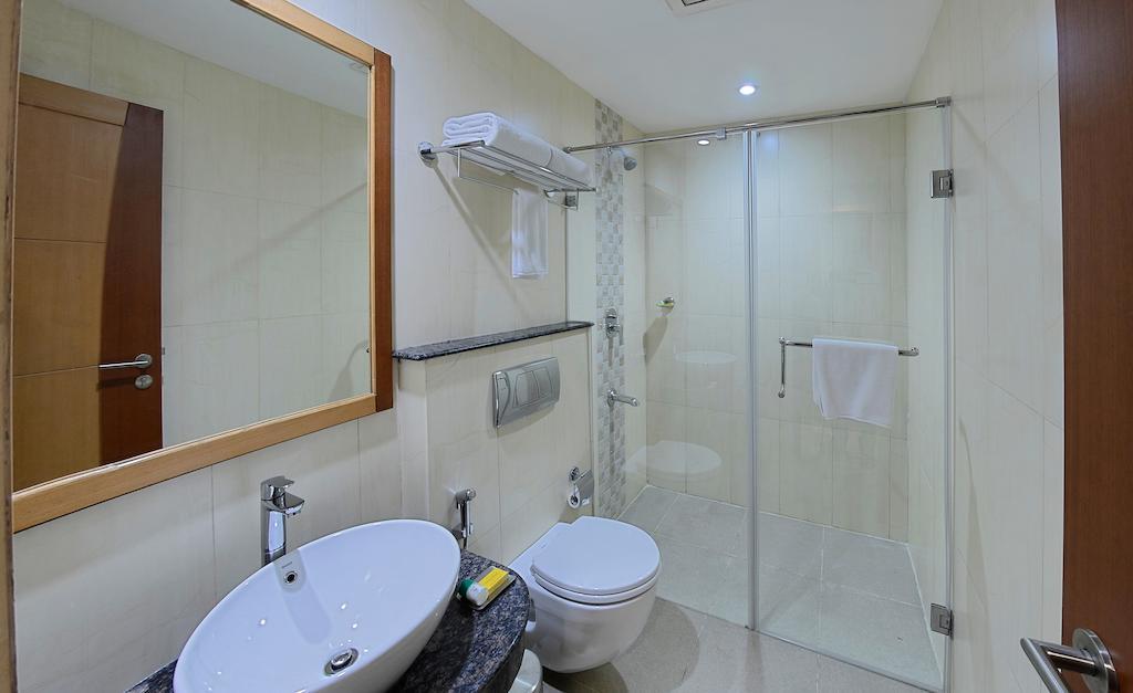 Poppys Anukula Residency Веллуру Номер фото